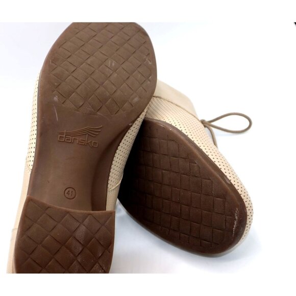 Dansko Womens Beige Perforated Leather Lace-Up Oxford Shoes Size 9 Stylish Chic - Picture 9 of 9